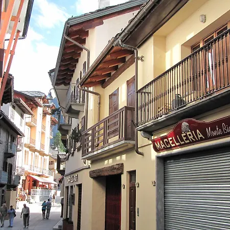 Casa Vacanze Via Roma Holiday home