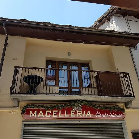 Holiday home Casa Vacanze Via Roma