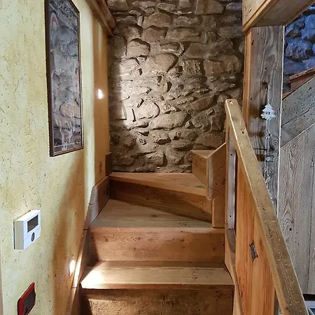 Casa Vacanze Via Roma * Courmayeur